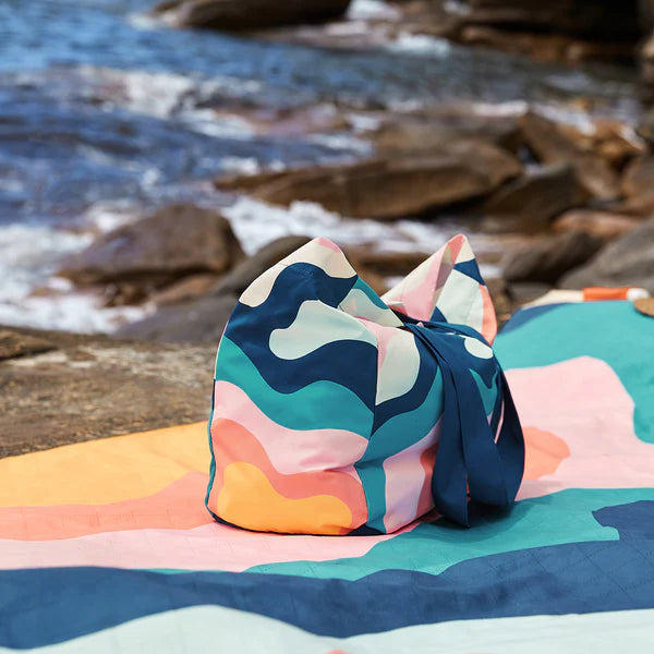 Everyday Tote Bag - Get Wavy