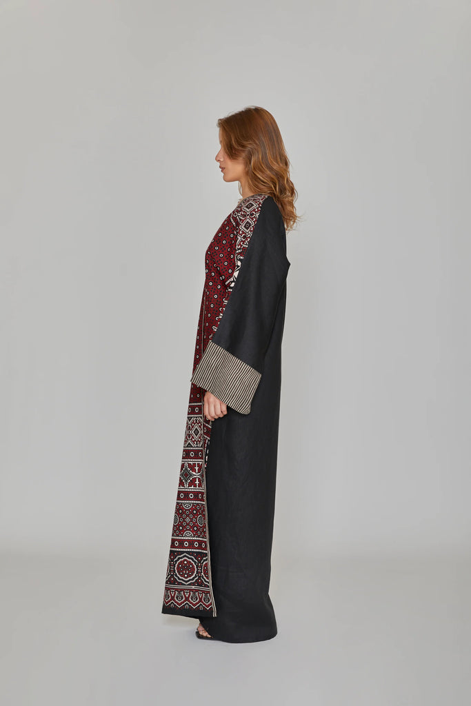 Red Mohatta Abaya