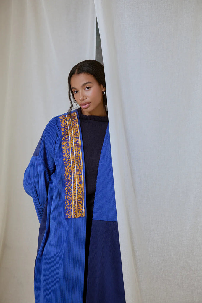 Black & Blue Francesca Abaya