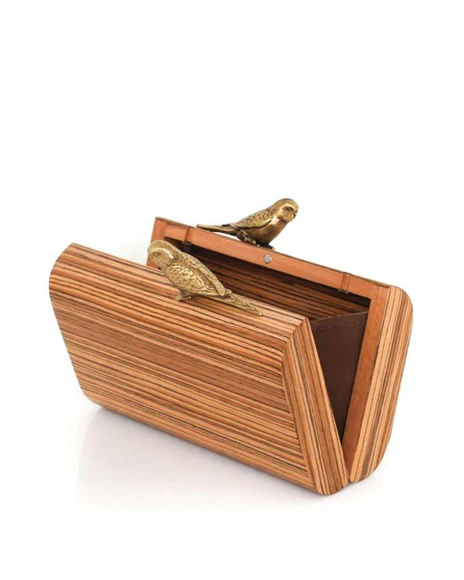 Birds Log Lovers Clutch