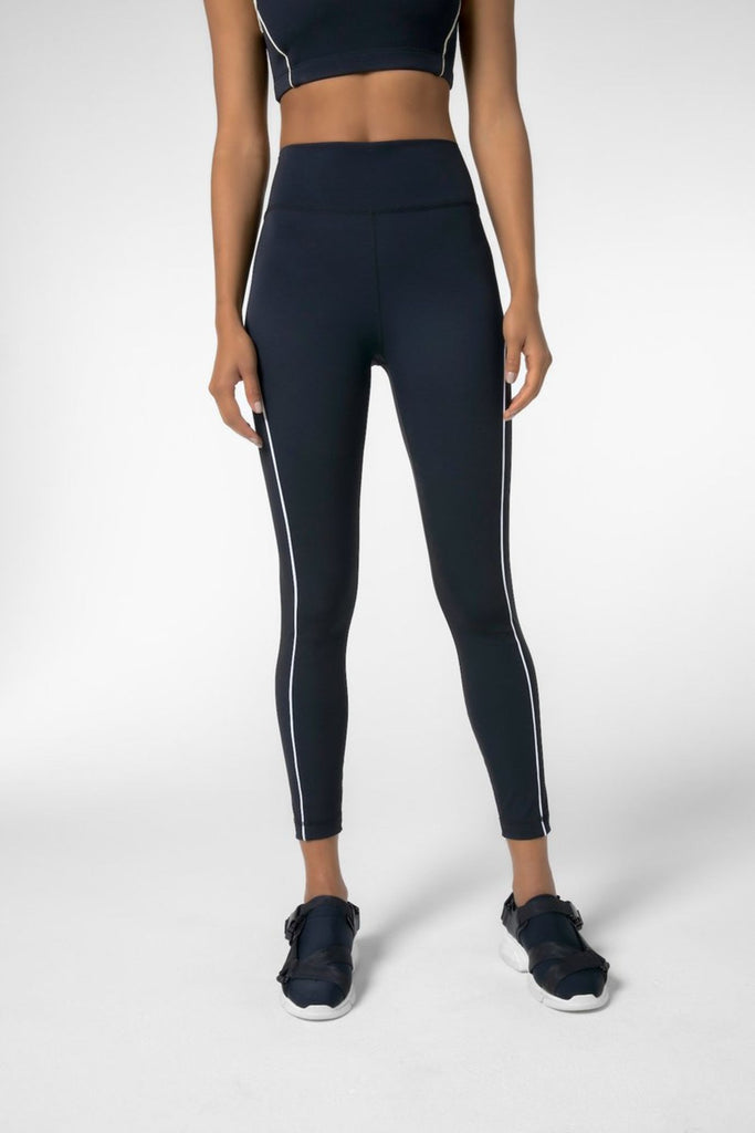 Black Mae Legging