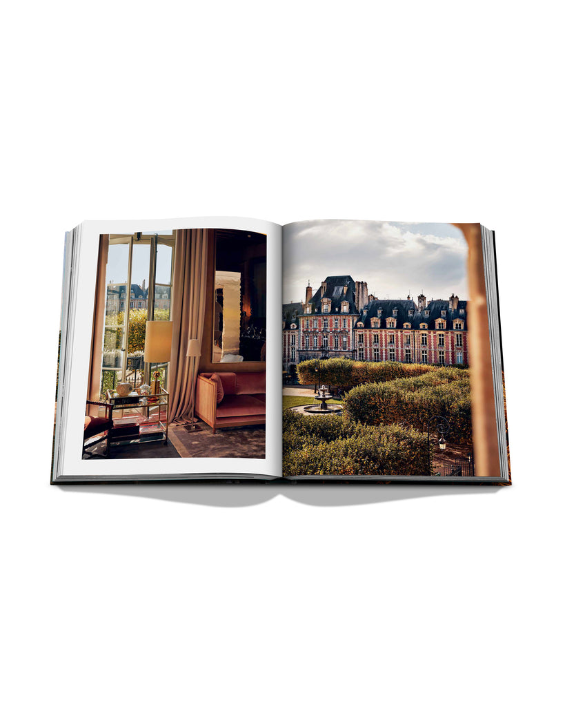 Paris Chic Book