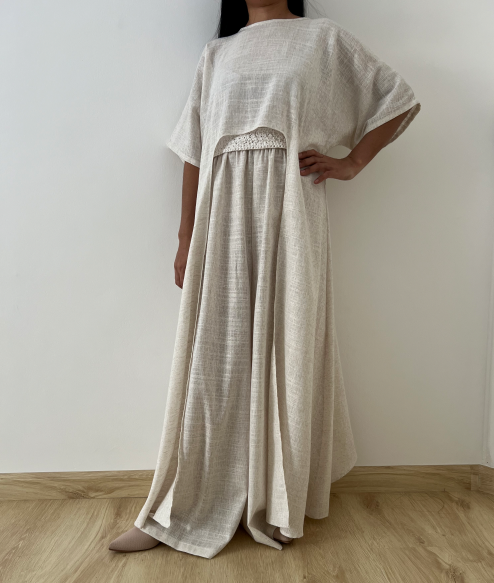 Linen Set in Blended Off-White and Beige