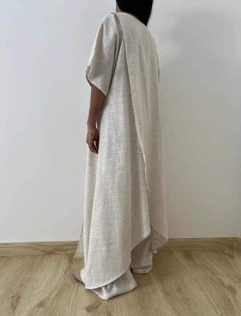 Linen Set in Blended Off-White and Beige