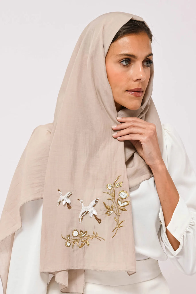Beige Naqaa Tarha