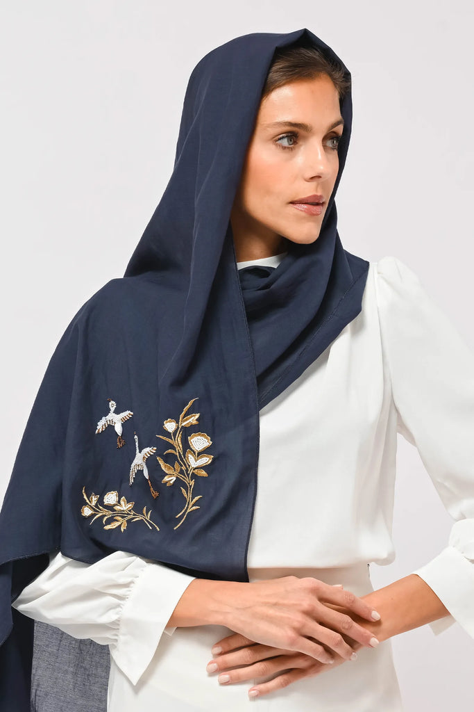 Navy Saba Tarha