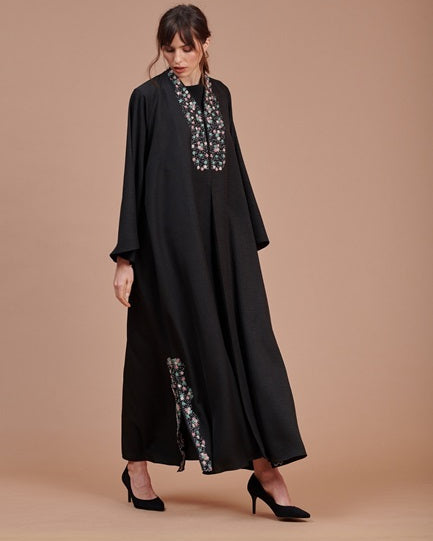 Black White Neck Embroidery Abaya